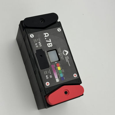 สีดํา LiFePO4 แบตเตอรี่เครื่องเริ่มต้นมอเตอร์ไซค์ 12V A7BS 650 สูงสุด CCA