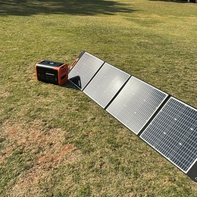 UN38.3 โมโนโซลาร์พานล์พับได้ 300W 400W ไฟฟิล์มพลังงาน โซลาร์พับได้