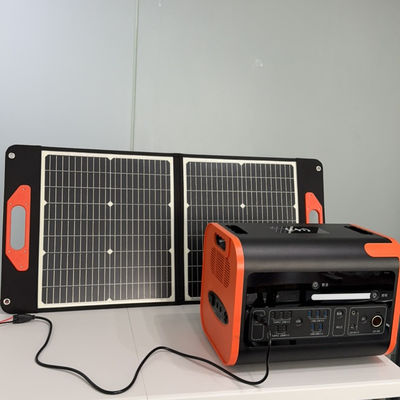 22ประสิทธิภาพการแปลง 0.8% แผ่นแสงอาทิตย์พับสําหรับกลางแจ้ง 60W 100W 200W 300W 400W