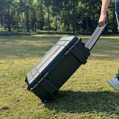 เครื่องผลิตพลังแสงอาทิตย์ 5000W สําหรับการชาร์จ 8000W พลังงานสูงสุด 6-7 ชั่วโมง เวลาชาร์จสําหรับการชาร์จสูง