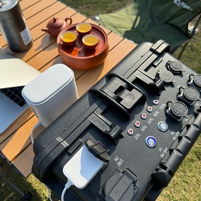 6000W แบตเตอรี่ลิเดียมเทอร์เนอรี่ โรงไฟฟ้าพลังแสงอาทิตย์สําหรับกิจกรรมกลางแจ้ง
