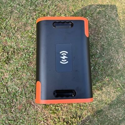 ประเภท-C ออก 220V 2200W สถานไฟฟ้าแบบพกพาที่มีคลื่นไซน์บริสุทธิ์สําหรับฉุกเฉินในกลางแจ้ง