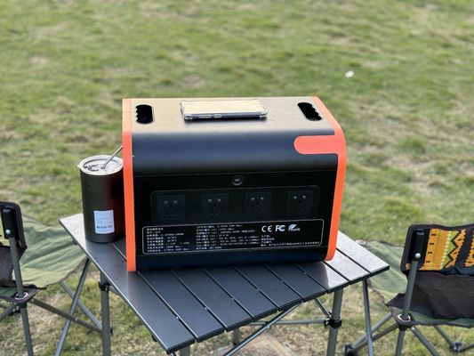 คอมแพคต์ 2200W พกพา พลังงานพลังงานแสงอาทิตย์ที่เก็บเก็บพลังงาน สถานีพลังงานการปรับปรุงตามคําขอของคุณ