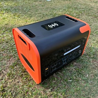AT22 LiFePO4 2000W ชาร์จรวดเร็วสุด สถานไฟฟ้ามือถือพกพา AC Output 220V Outdoor