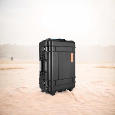 AC Pure Sine Wave 6000W สถานที่พลังงานพกพาสําหรับการตั้งแคมป์และอุปกรณ์ฉุกเฉิน