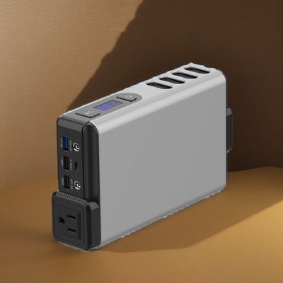 เครื่องผลิตพลังงานแสงอาทิตย์แบบพกพาที่สามารถนําไปใช้ใหม่ได้ AC 150W 2200W DC Outputs USB