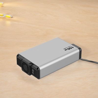 เครื่องผลิตพลังงานแสงอาทิตย์แบบพกพาที่สามารถนําไปใช้ใหม่ได้ AC 150W 2200W DC Outputs USB