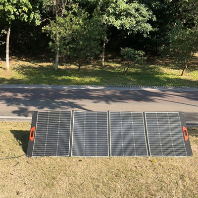 300W พับได้ แคมป์ แผ่นแสงอาทิตย์ โมโนคริสตัลลินเซลล์ ระบบบ้านขนาดเล็ก