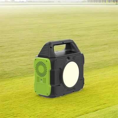 เครื่องกําเนิดพลังงานเก็บพลังงานแสงอาทิตย์แบบพกพา 300W สําหรับการให้พลังงานฉุกเฉินภายนอก