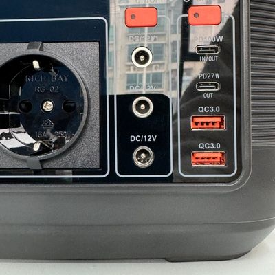 576wh สถานไฟฟ้าพกพา 110V 220V 600W โซลาร์เจนเนอเรเตอร์