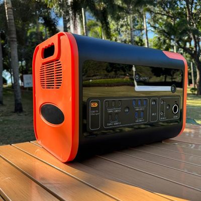 800W แสงอาทิตย์เข้า 2200W พลังงานคงที่ โทรศัพท์มือถือ โรงไฟฟ้าแสงอาทิตย์สําหรับการชาร์จภายนอก
