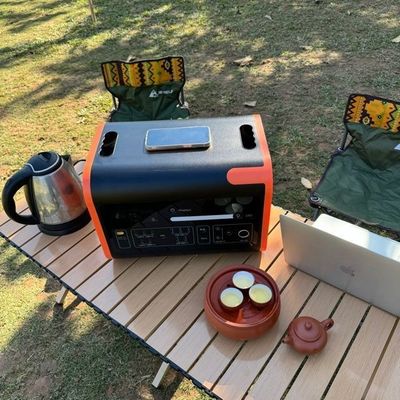 800W แสงอาทิตย์ LiFePO4 2200W แหล่งไฟฟ้าพกพาสําหรับสถานการณ์ฉุกเฉินภายนอก