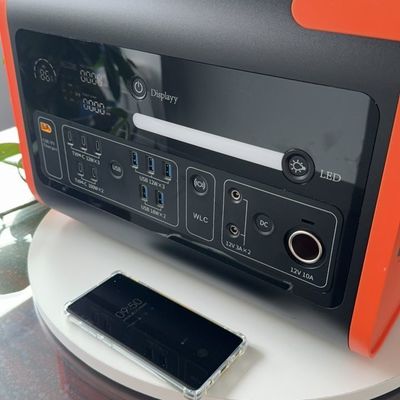 สถานที่พลังงานพกพา 2200W สําหรับจอไฟ LED และแบตเตอรี่