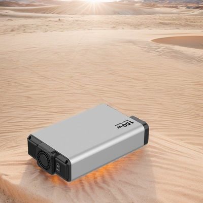 32000mAh สถานที่พลังงานเคลื่อนที่ขนาดใหญ่ที่มีการออก USB สองแบบและการชาร์จประเภท C