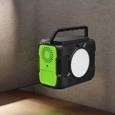 QC3.0 ผลิต 9V/2A Off-Grid 173wh โรงไฟฟ้าพลังแสงอาทิตย์ 200W สําหรับสถานการณ์ฉุกเฉินในบ้านกลางแจ้ง