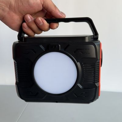 เครื่องกําเนิดแบตเตอรี่ลิธีਅਮขนาดเบา 200W ด้วย QC3.0 Output และ Type C Input/Output