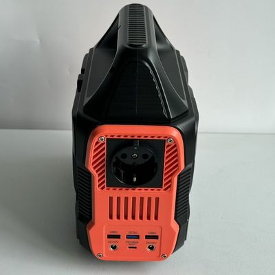 เครื่องผลิตไฟฟ้าพกพาขนาดใหญ่ 300W ที่สามารถนําไปใช้ใหม่ได้ สําหรับการตั้งแคมป์กลางแจ้งและการชาร์จ Drone