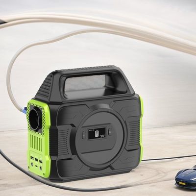 เครื่องกําเนิดพลังแสงอาทิตย์รถยนต์พกพา 300W MPPT ที่สามารถนําไปใช้ใหม่ได้ สําหรับโรงไฟฟ้า RV Outdoor Camping