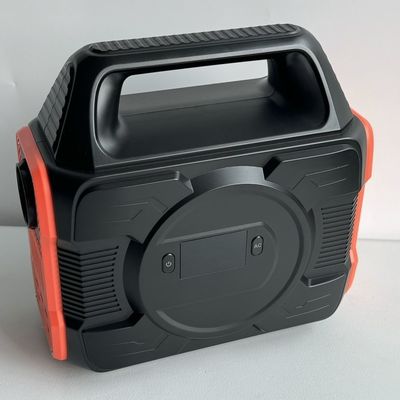 เครื่องผลิตพลังแสงอาทิตย์ 300W AC DC ชาร์จแบบ C USB แบบสองสําหรับสถานีชาร์จกลางแจ้ง