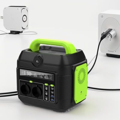 S6 แคมป์ / รีวิว แบตเตอรี่ลิธีอุปกรณ์ชาร์จพลังงานมือถือ 600W สถานไฟฟ้าพกพาที่มี AC Socket Us Output USB / Type-C
