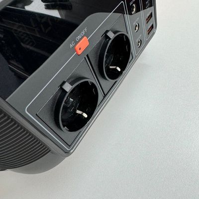 แบลคอน RV โทรศัพท์มือถือ Generator แสงแรง ไฟ LED และประเภท C1 Input / Output