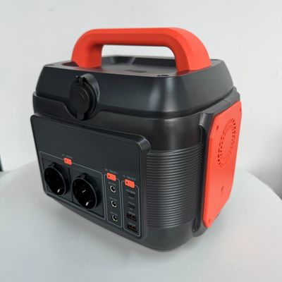 เครื่องกําเนิดพลังงานแสงอาทิตย์ 600W แบตเตอรี่ลิทธิียม สําหรับเครื่องพลังงานฉุกเฉินพกพา