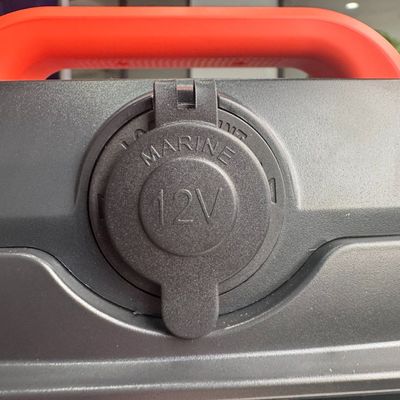 ระบบเก็บของแบบพกพาที่มีแบตเตอรี่ถอดได้ และสถานีไฟฟ้า AC 110V/220V