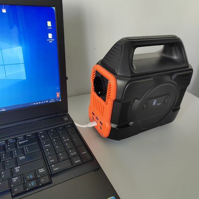 แบตเตอรี่ลิตียม 300W 288Wh สถานที่พลังงานพกพาหลายฟังก์ชัน พร้อมจอ LCD