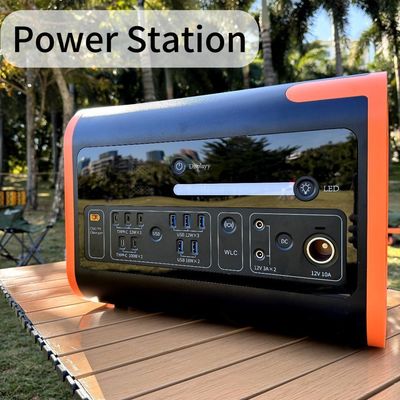 อุปกรณ์ที่เข้ากันได้ทั้งหมด แรงพลังงานสีเขียว 2200W โซลาร์โพร์ตาเบิ้ล พร้อมชาร์จไร้สาย