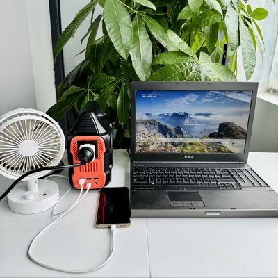 โรงไฟฟ้าพกพา 300W 288wh 14.4V 20Ah 80000mAh ที่สามารถปรับแต่งได้ พร้อมจอ LCD