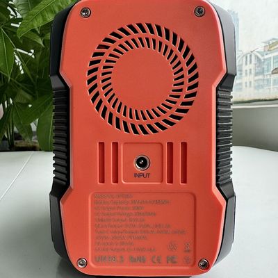 300W2.86kg พกพา โซลาร์สํารองเครื่องกําเนิดพลังงานสําหรับการใช้งานหลากหลาย