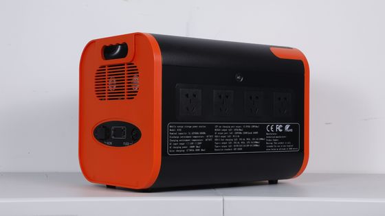 โรงไฟฟ้าฉุกเฉินกลางแจ้งขนาดใหญ่ 2200W 2048wh 40ah พร้อม USB 12W * 3 / 18W * 2