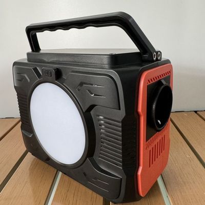 สถานไฟฟ้าพลังแสงอาทิตย์แบบพกพา 200W พร้อมไฟ LED AC Output Power 5V-20V/2A Adapter Input