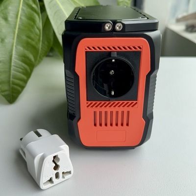 สถานไฟฟ้าพลังแสงอาทิตย์แบบพกพา 200W พร้อมไฟ LED AC Output Power 5V-20V/2A Adapter Input