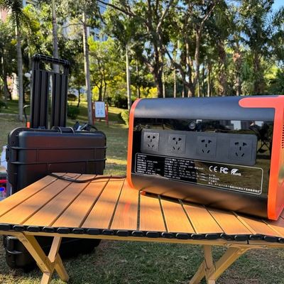 LiFePO4 2200W AT22 โรงไฟฟ้าพลังแสงอาทิตย์พกพาสําหรับการจัดหาพลังงานสํารองในแคมป์