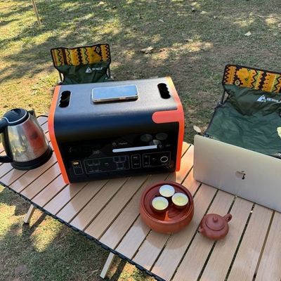 2200W/40ah AT22 AC Output Socket Power Outdoor Power Station พลังงานที่เก็บพลังงานในครัวเรือน
