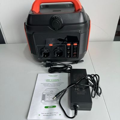 11W LED Lighting 220V/110V AC Output 600W แบตเตอรี่ลิธีียมสําหรับโรงไฟฟ้าพกพา
