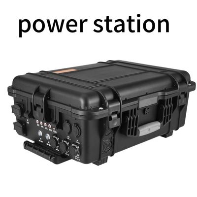 4000W 3840Wh สถานที่พลังงานเคลื่อนไหวพกพาที่มีตัวชี้แจงแบตเตอรี่และไฟ LED กันระเบิด