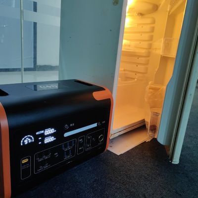 110V/220V โทรศัพท์เคลื่อนไหว AC/DC เครื่องชาร์จใหม่ 2200W โทรศัพท์เคลื่อนไหว AT22 สี ส้ม สีดํา