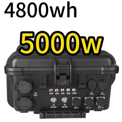 การสื่อสารที่สามารถปรับแต่งได้ 5000W 4800WH ธนาคารพลังงานพกพาสําหรับบ้านและแคมป์