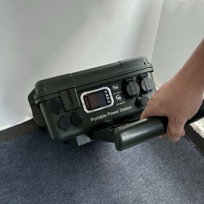 เครื่องชาร์จมือถือ 6000W 6048Wh พร้อมแผ่นพลังแสงอาทิตย์ USB และแบตเตอรี่ลิธีโอชาร์จรถยนต์