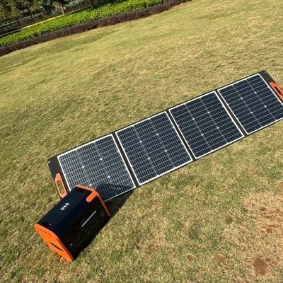 2024 2400W 2200W โปรแกรมพลังงานแสงอาทิตย์แบบพกพา 2000W แบบ C 3*18W/2*100W