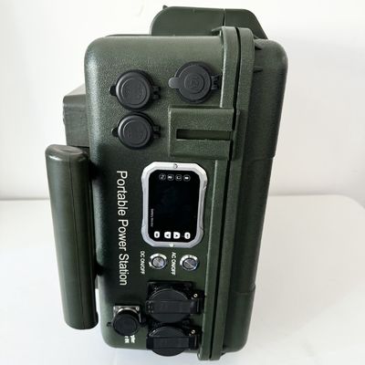 งานกลางแจ้ง Camping สถานที่ไฟฟ้า 110V / 230V / 3000W พร้อม AC / DC / USB Port