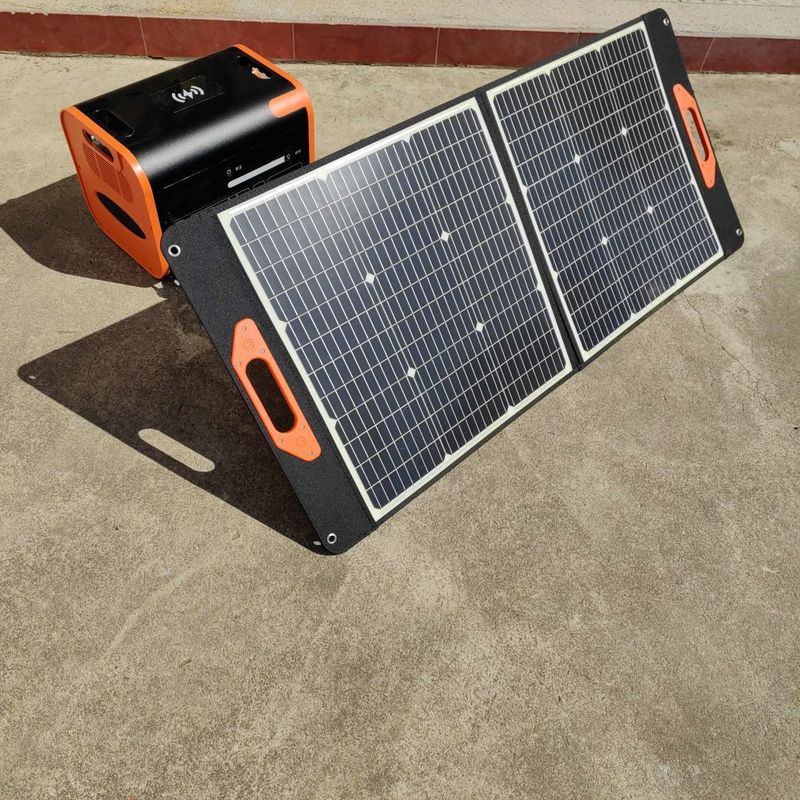 800W Max Solar Charging Car Power Station Inverter System สําหรับภายนอกและฉุกเฉิน