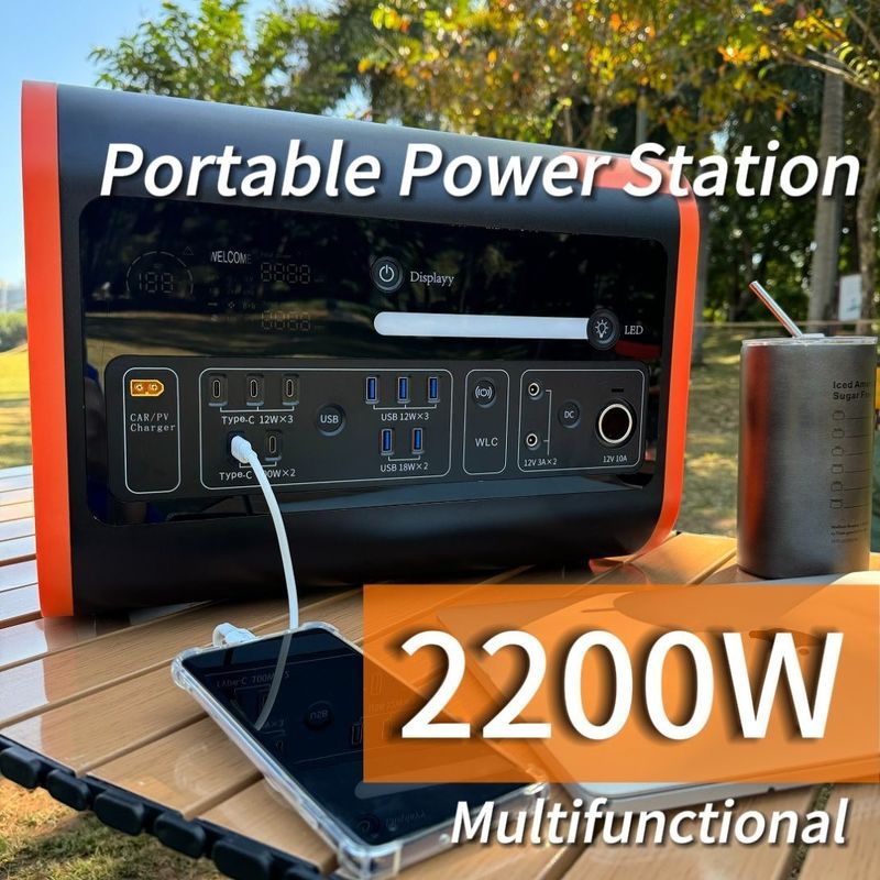 เครื่องผลิตไฟฟ้าพลังแสงอาทิตย์พกพา 2200W สําหรับแคมป์ สะอาดต่อสิ่งแวดล้อมและการปรับแต่ง