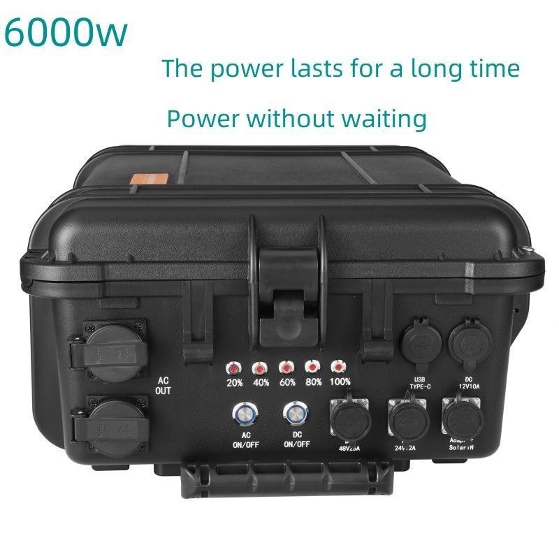 AC Pure Sine Wave Output แบตเตอรี่ลิธีอุตสาหกรรมแสงอาทิตย์แบบพกพาสําหรับกลางแจ้ง