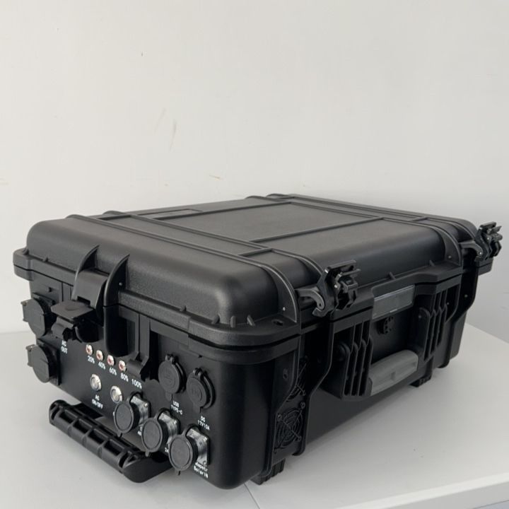 15A Max AC Output LT-40 สถานที่พลังงานแสงอาทิตย์ที่สามารถชาร์จใหม่ได้ สําหรับสถานการณ์ฉุกเฉินในบ้านและรถกอล์ฟ