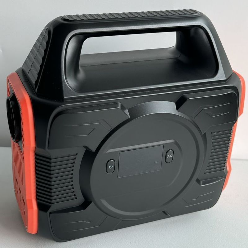 เครื่องกําเนิดพลังงานแสงอาทิตย์ 300W เครื่องกําเนิดพลังงานเคลื่อนที่พกพาสําหรับระเบียงฉุกเฉินกลางแจ้ง RV