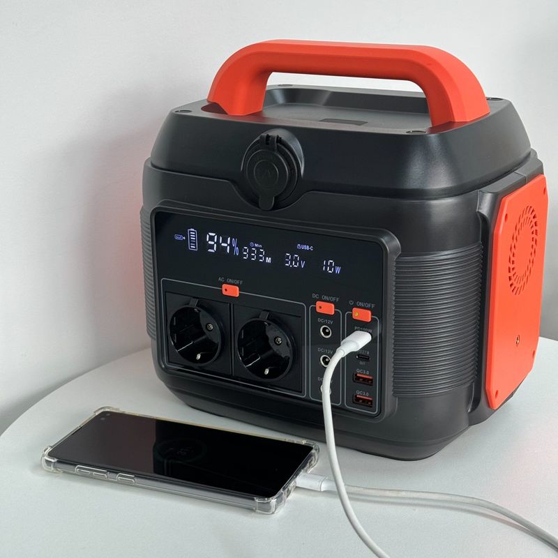 แบลคอน RV โทรศัพท์มือถือ Generator แสงแรง ไฟ LED และประเภท C1 Input / Output