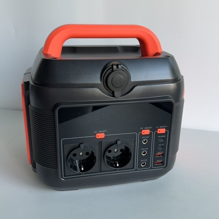 สถานที่ไฟฟ้าพกพาภายนอกฉุกเฉิน 600W / 576wh ด้วย DC Output 12-13V 10A